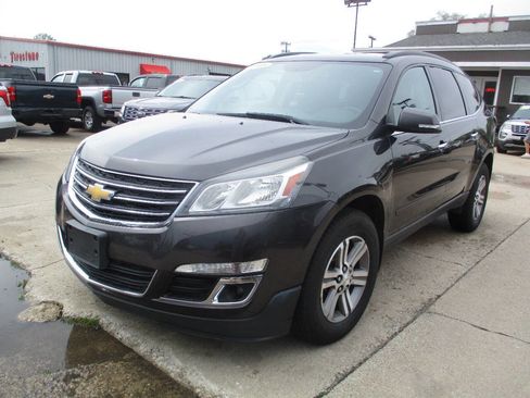 Used 2015 Chevrolet Traverse LT AWD/4WD image 2