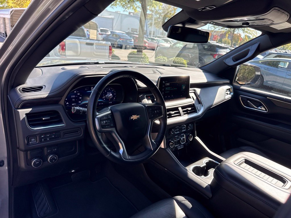 Used 2023 Chevrolet Tahoe LT w/ Luxury Package RWD image 16