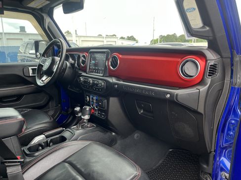 Used 2020 Jeep Wrangler Unlimited Rubicon AWD/4WD image 18