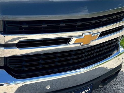 Used 2022 Chevrolet Silverado 1500 LT w/ Safety Package image 35