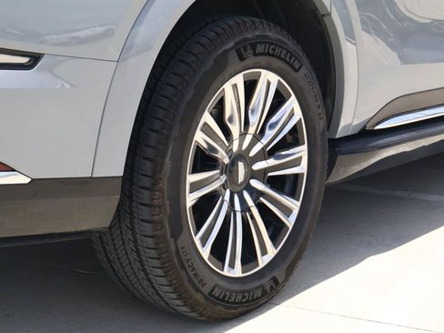 Certified 2026 Cadillac Escalade IQL Luxury AWD/4WD image 12