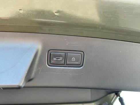 Used 2025 Hyundai Santa Fe SEL image 23