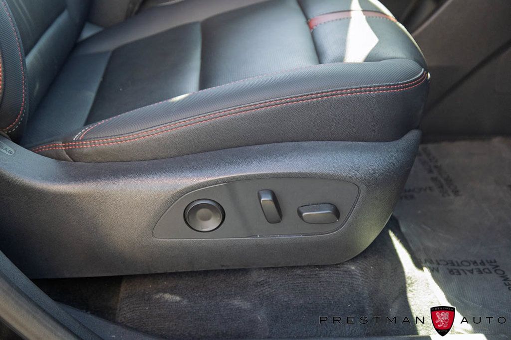 Used 2025 Chevrolet Traverse RS FWD image 25