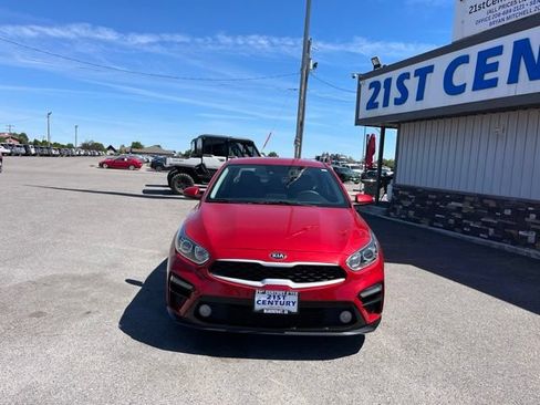 Used 2021 Kia Forte LXS FWD image 2