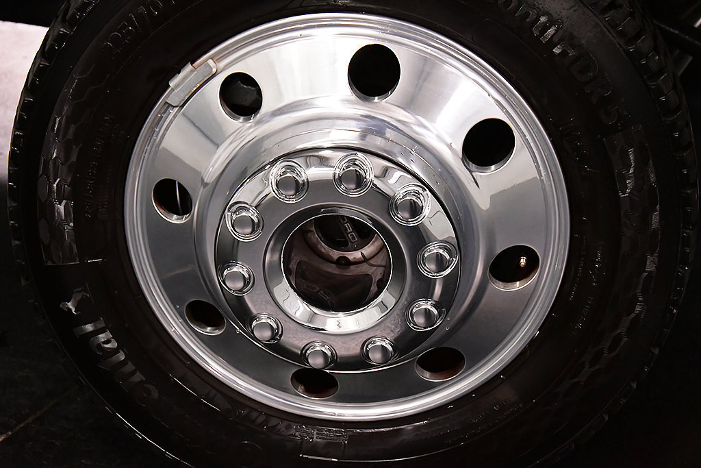 Used 2026 Ford F450 Platinum w/ Platinum Plus Package AWD/4WD image 9