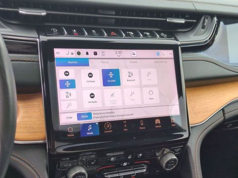 Used 2023 Jeep Grand Cherokee Summit image 16