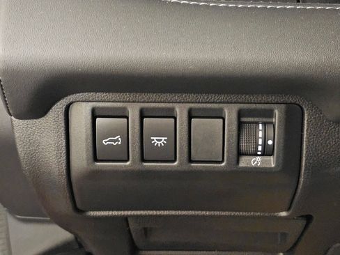 Used 2025 Subaru Ascent Limited w/ Popular Package #1 image 25