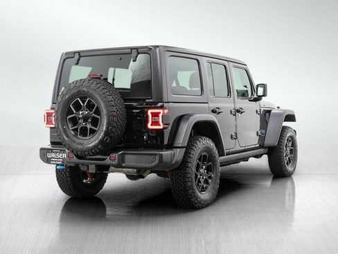 Used 2024 Jeep Wrangler Unlimited AWD/4WD image 5