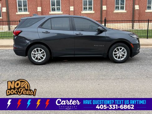 Used 2022 Chevrolet Equinox LS FWD image 22