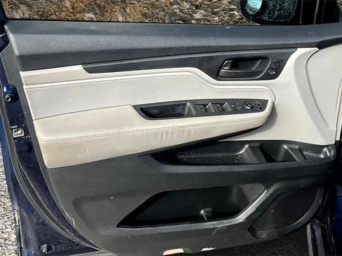 Used 2018 Honda Odyssey EX-L image 20