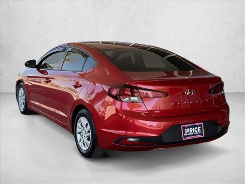 Used 2020 Hyundai Elantra SE w/ Cargo Package (C1) FWD image 3
