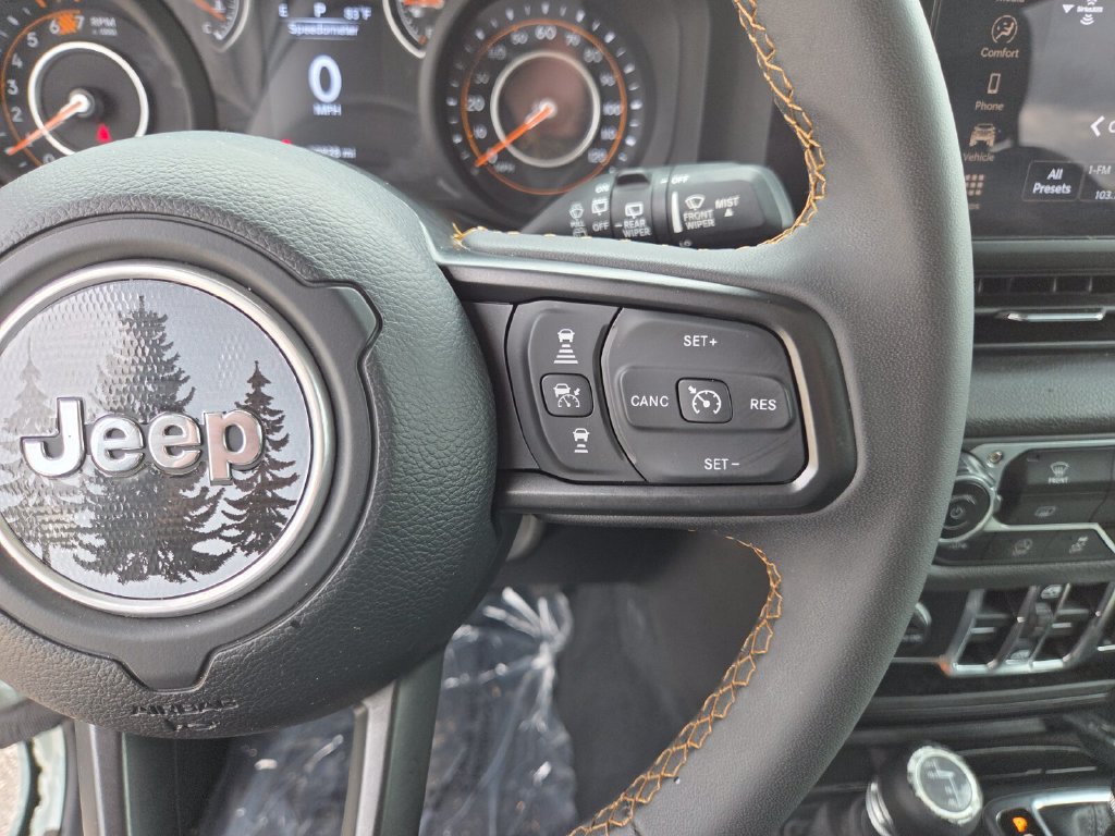 Used 2024 Jeep Wrangler Unlimited Sport AWD/4WD image 35