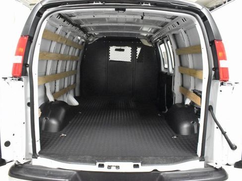 Used 2024 Chevrolet Express 2500 w/ Driver Convenience Package image 16