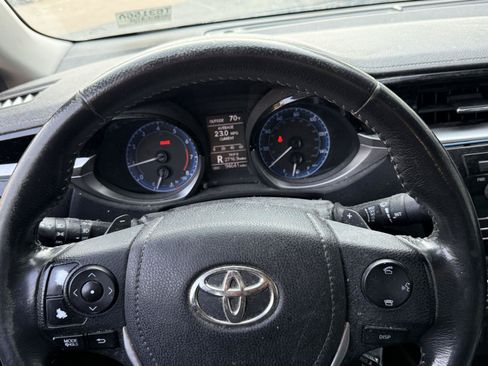 Used 2015 Toyota Corolla S FWD image 14