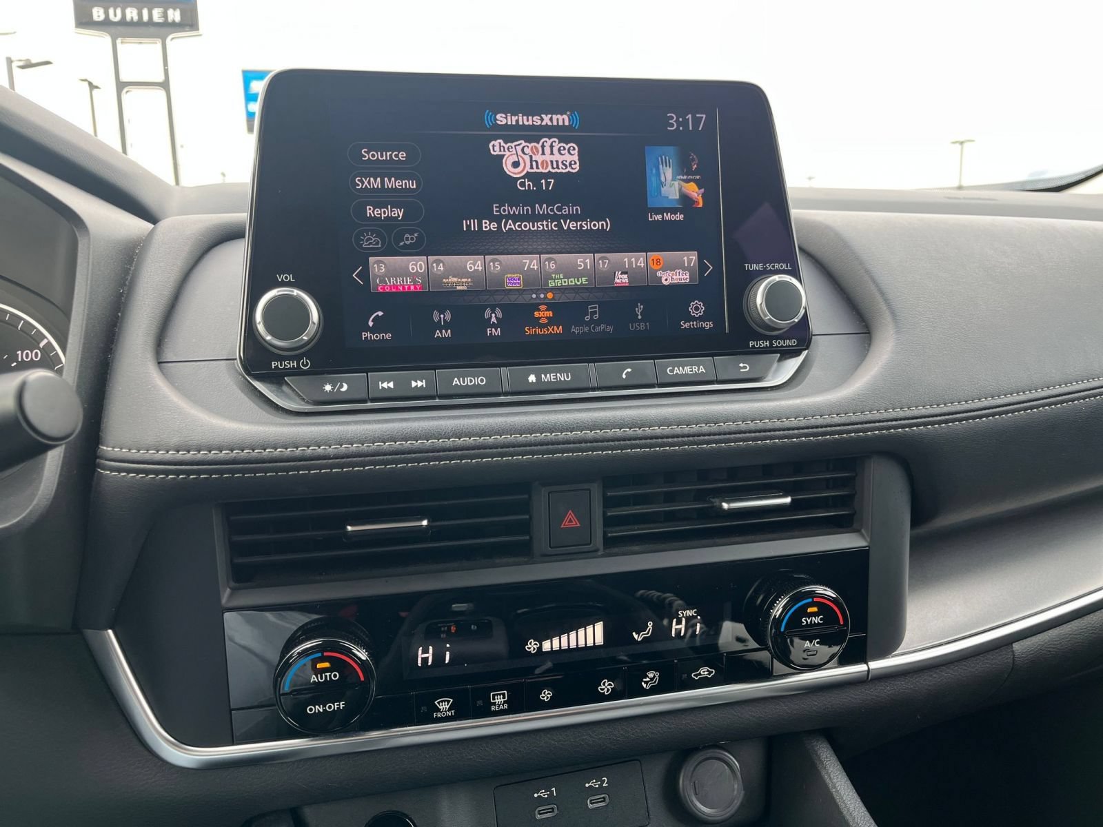 Used 2025 Nissan Rogue SV FWD image 19