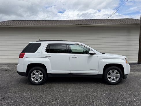 Used 2015 GMC Terrain SLT w/ Open Road Package FWD image 1