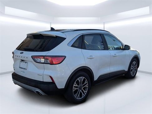 Used 2020 Ford Escape SEL image 3