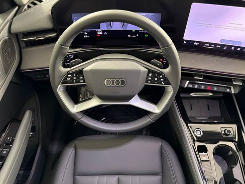 New 2026 Audi Q3 quattro 2.0T image 13