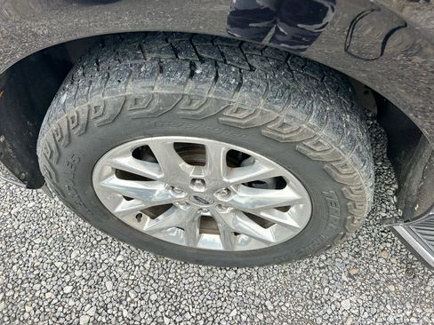 Used 2020 Ford Expedition XLT w/ Equipment Group 202A RWD image 22