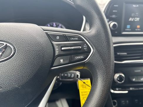 Used 2019 Hyundai Santa Fe SE image 18