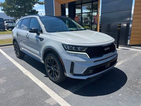 Used 2023 Kia Sorento SX FWD image 1