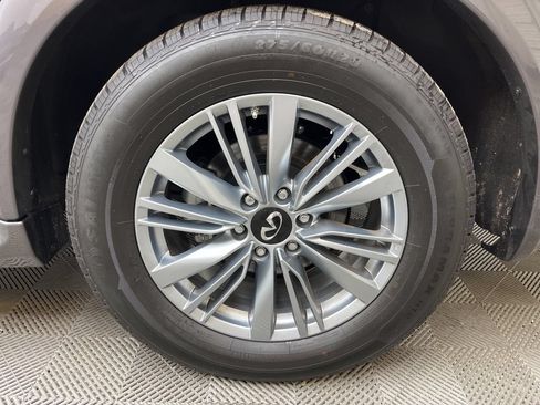 Used 2024 INFINITI QX80 Luxe AWD/4WD image 29