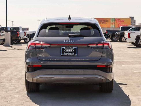 Used 2023 Audi Q4 e-tron Premium w/ Premium Plus RWD image 5