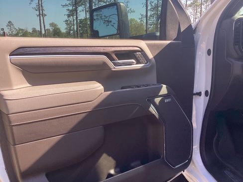 New 2026 Chevrolet Silverado 2500 LTZ w/ LTZ Plus Package image 14