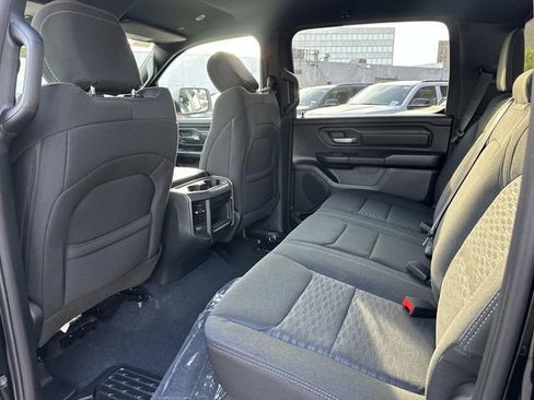 New 2026 RAM 1500 Express AWD/4WD image 12