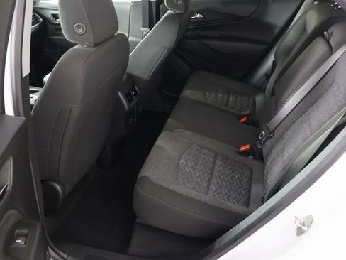 Used 2022 Chevrolet Equinox LT image 19