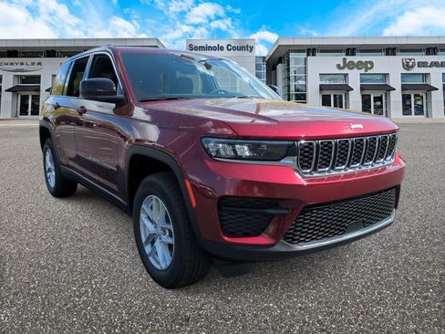 New 2026 Jeep Grand Cherokee Laredo X AWD/4WD image 2
