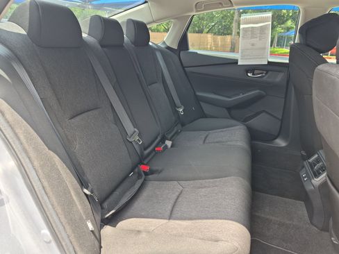 Used 2025 Honda Accord SE image 25