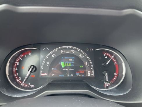 Used 2025 Toyota RAV4 XLE image 16