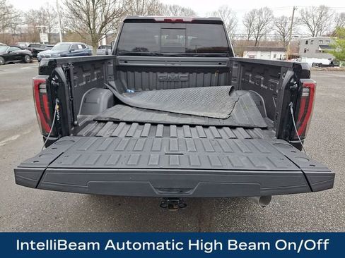 Used 2025 GMC Sierra 3500 AT4 AWD/4WD image 32