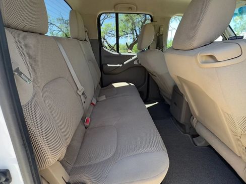 Used 2012 Nissan Frontier SV RWD image 31