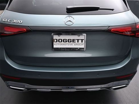 New 2026 Mercedes-Benz GLC 300 image 12