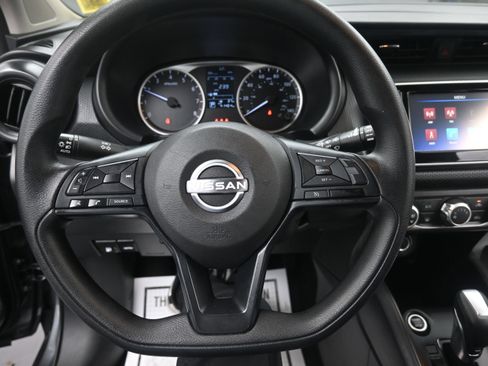 Used 2024 Nissan Kicks S FWD image 22
