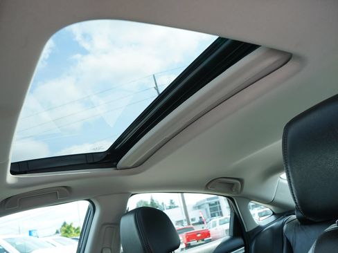 Used 2017 Honda Civic Touring image 16