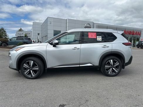 Certified 2023 Nissan Rogue SL w/ SL Premium Package AWD/4WD image 2