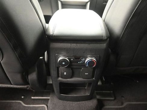 Certified 2021 Ford Explorer XLT w/ Equipment Group 202A AWD/4WD image 23