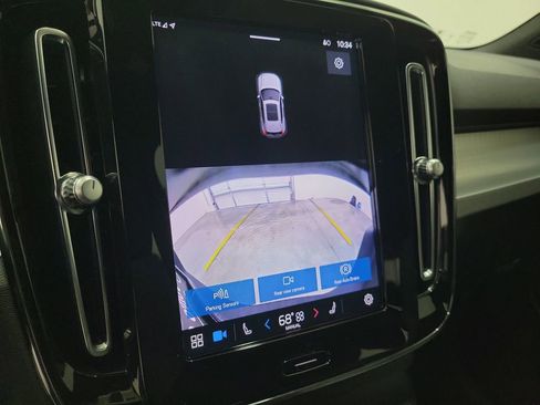 Certified 2024 Volvo XC40 B5 Core image 28