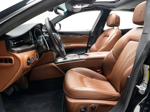 Used 2014 Maserati Quattroporte GTS RWD image 15