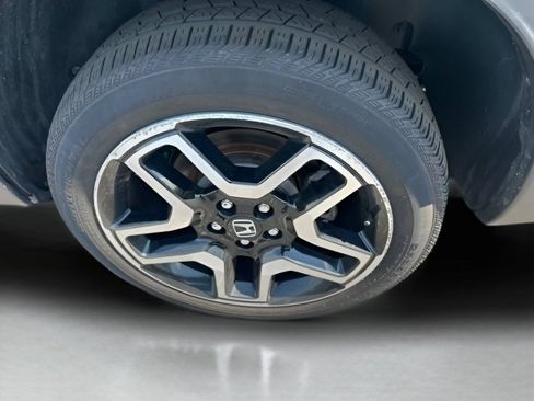 Used 2023 Honda Passport Elite image 9