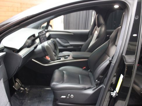 Used 2023 Tesla Model X image 54