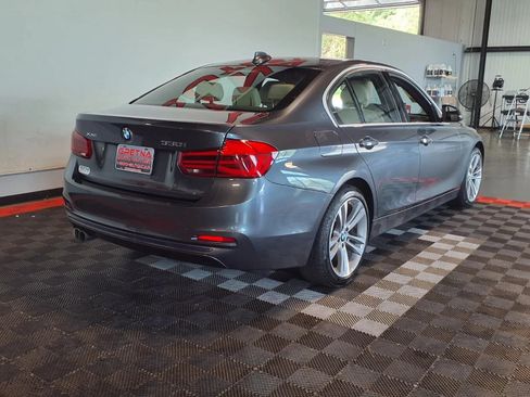 Used 2017 BMW 330i xDrive Sedan AWD/4WD image 7
