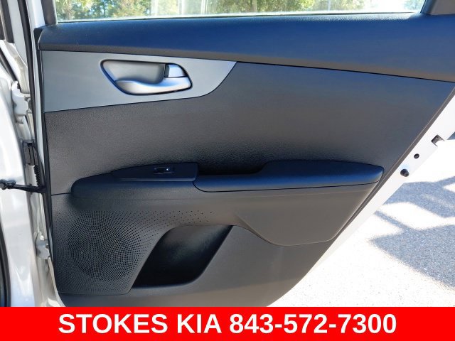 Used 2019 Kia Forte LXS FWD image 24