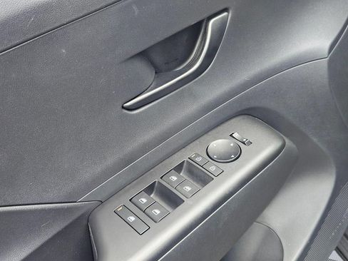 Used 2025 Hyundai Kona SEL AWD/4WD image 11