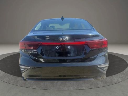 Used 2021 Kia Forte LXS FWD image 6