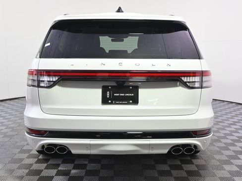 New 2026 Lincoln Aviator Reserve AWD/4WD image 5