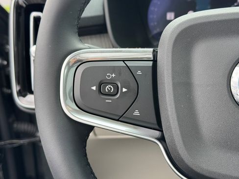 New 2026 Volvo XC40 B5 Ultra w/ Climate Package image 29